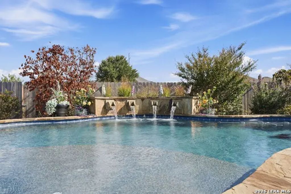 1635 Sun Bay Dr, New Braunfels