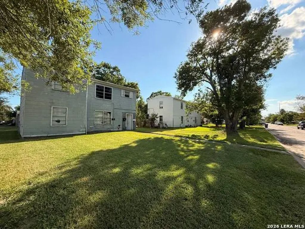 1101 1st Ave N, Texas City