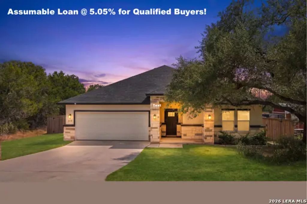 348 Fawn Dr, Spring Branch