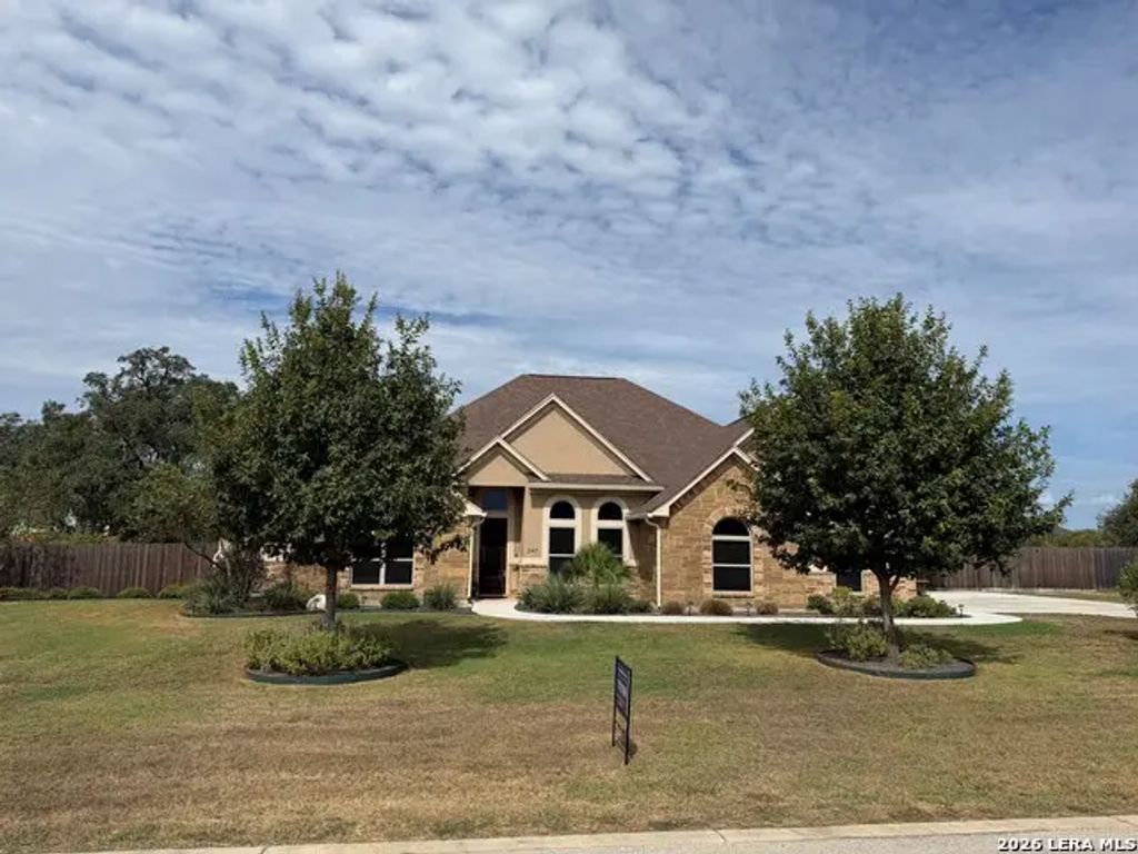247 Double Gate, Castroville