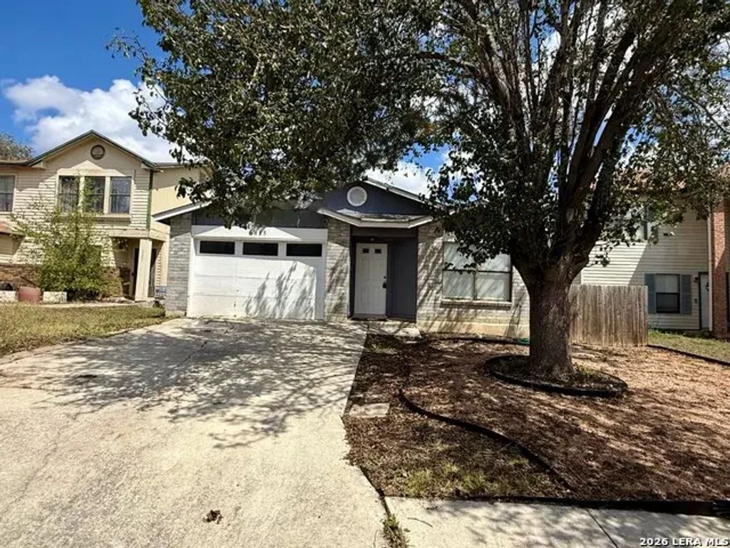 6855 Columbia Ridge Dr, Converse