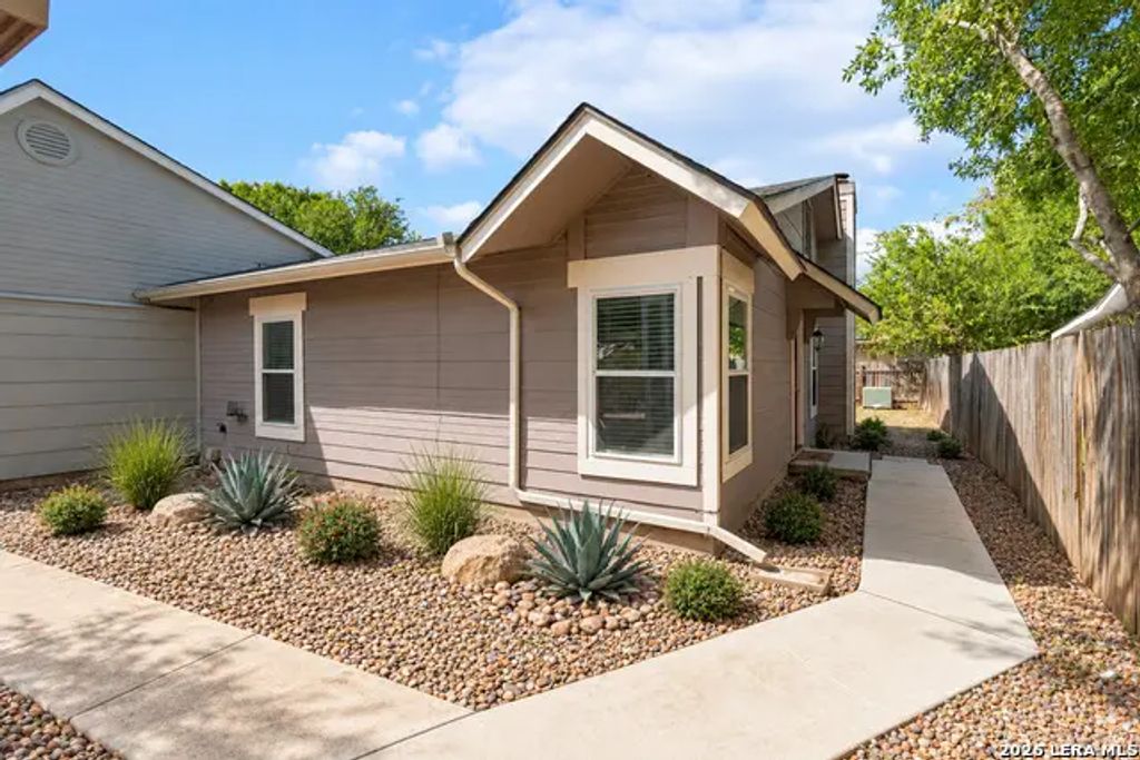 6823 Mountain Spring St, San Antonio