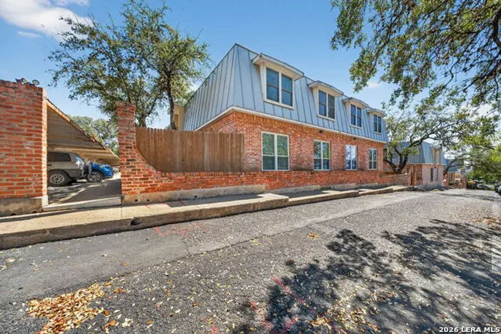6718 Callaghan Rd 315, San Antonio