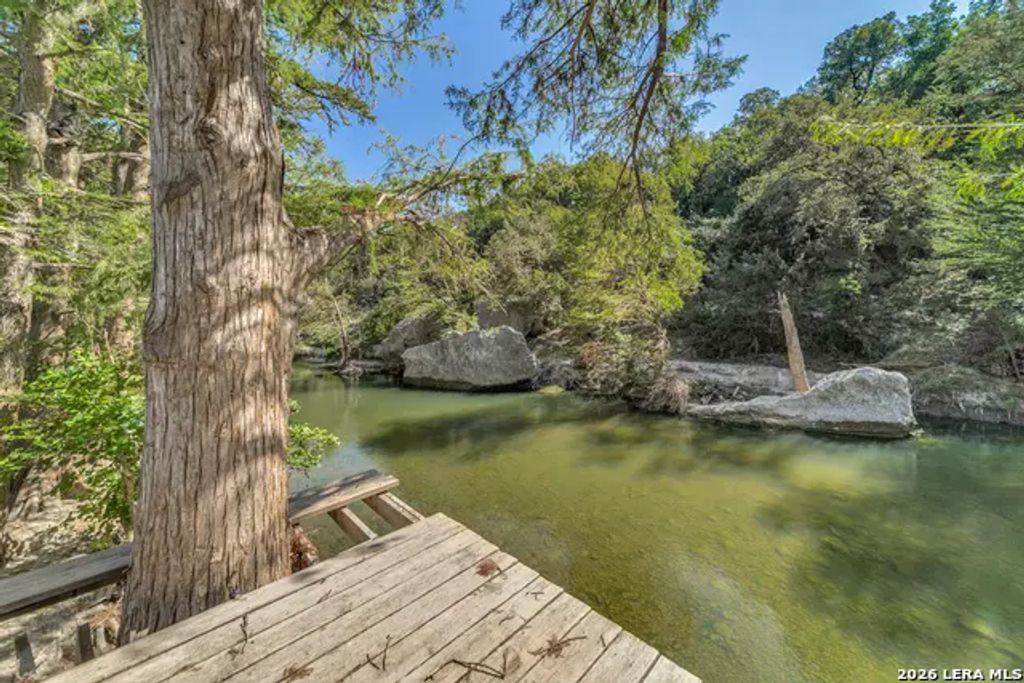 231 River Forest Dr, Boerne