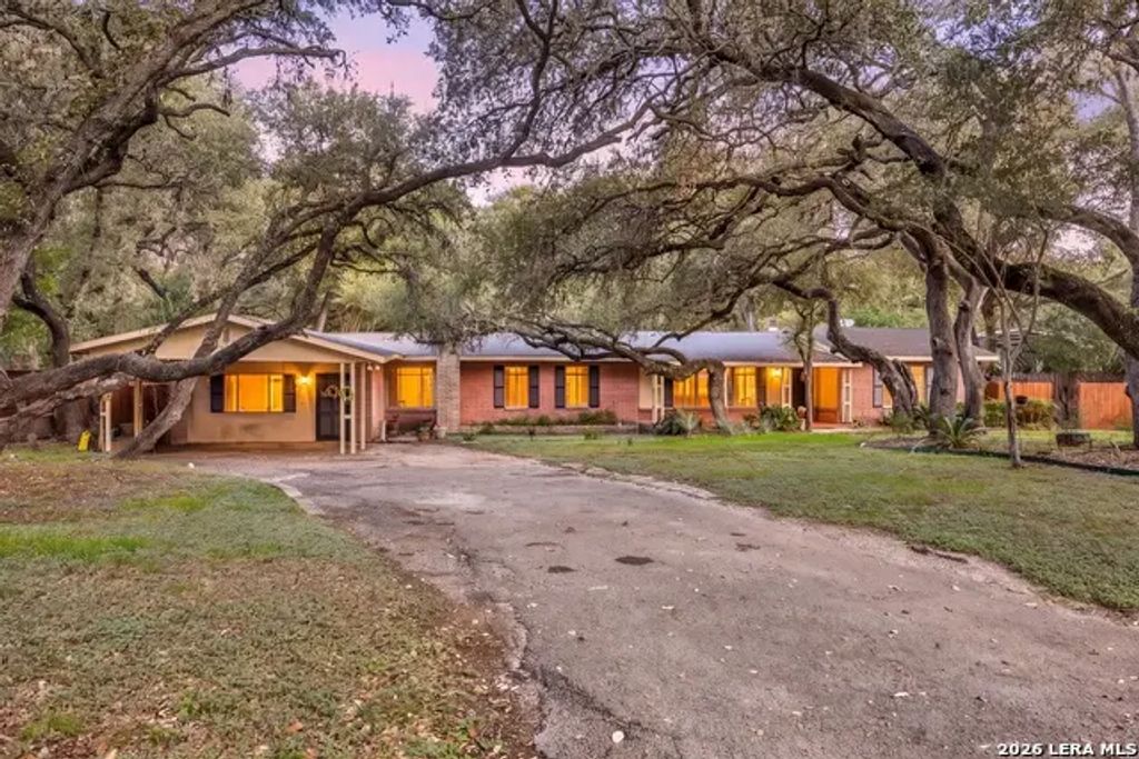 209 Zornia Dr, San Antonio