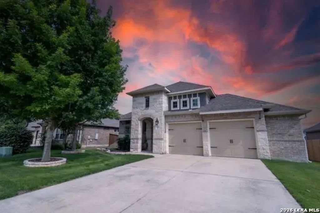 832 Silver Fox, Cibolo