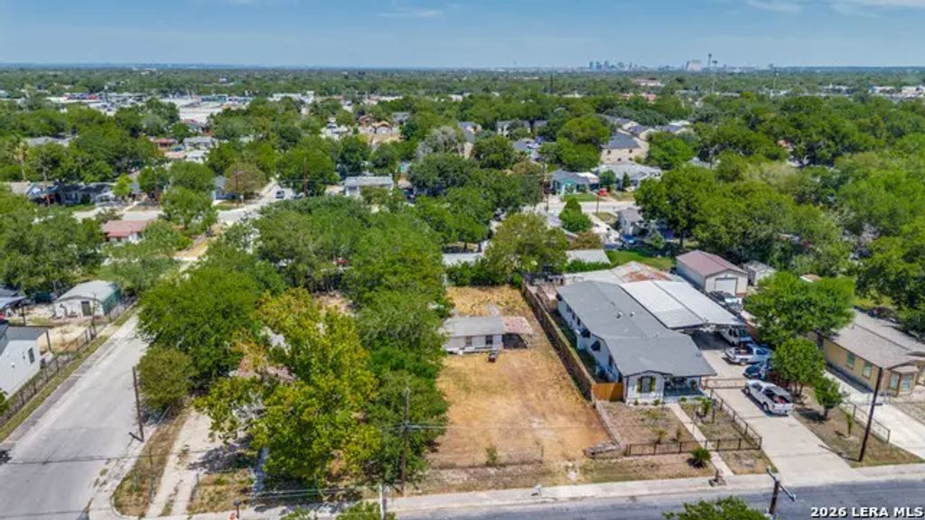 1437 W Harding Blvd, San Antonio