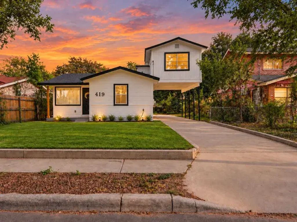 419 Vickers, San Antonio