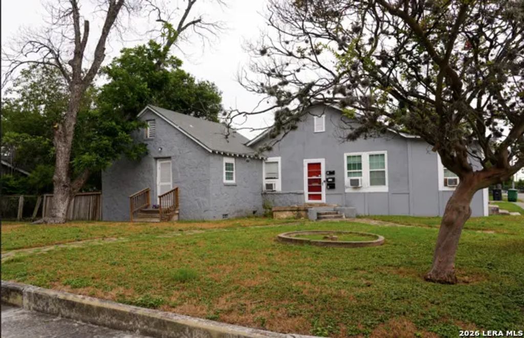 1738 Santa Anna, San Antonio