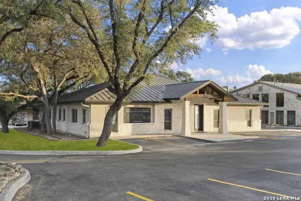 9518 Tioga Dr, San Antonio