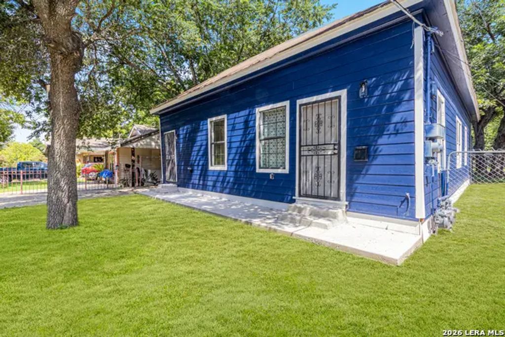 127 Dimmit St 2, San Antonio