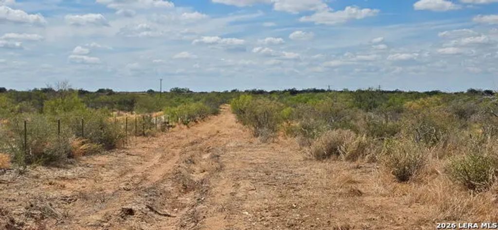 Escondido Rd, Carrizo Springs