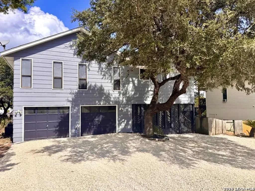 603 Barbara Dr, Canyon Lake