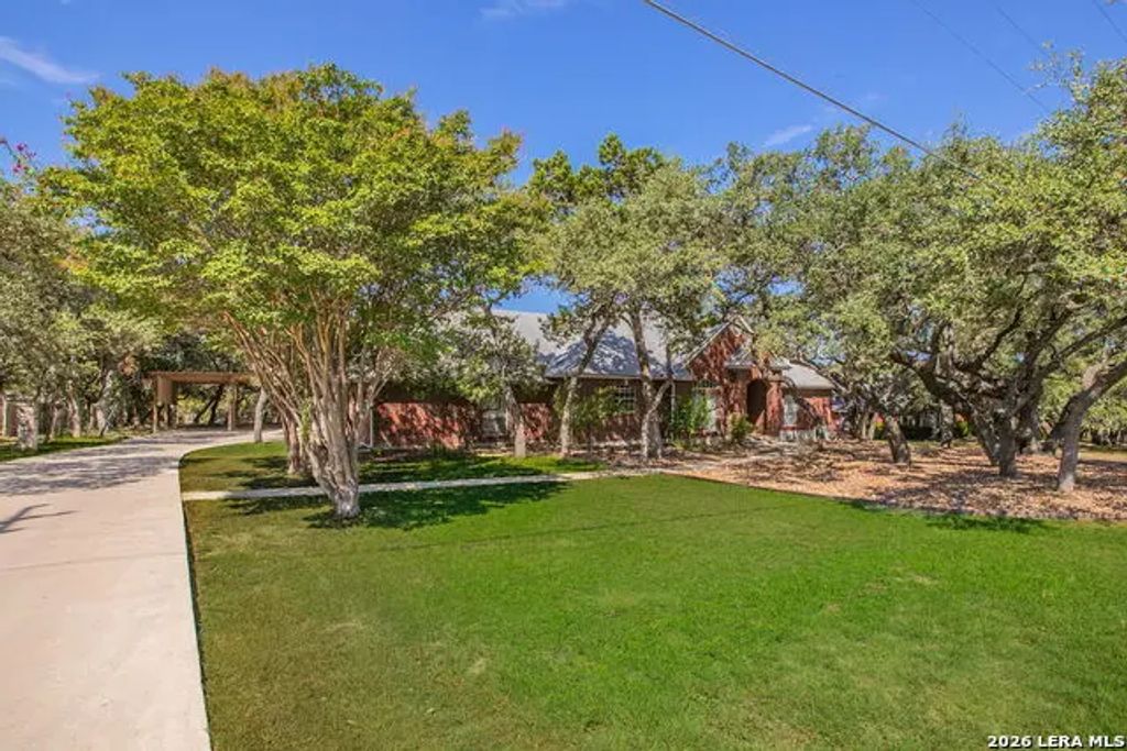 26013 Mesa Oak Dr, San Antonio