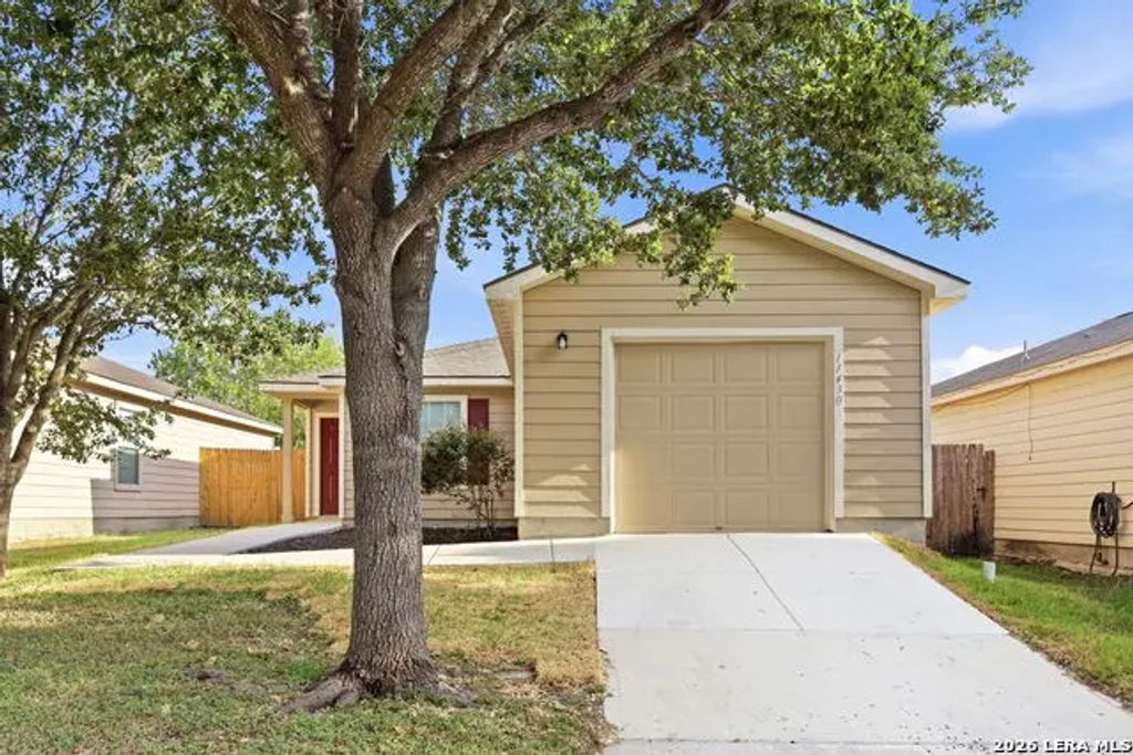 11430 Coral Cyn, San Antonio