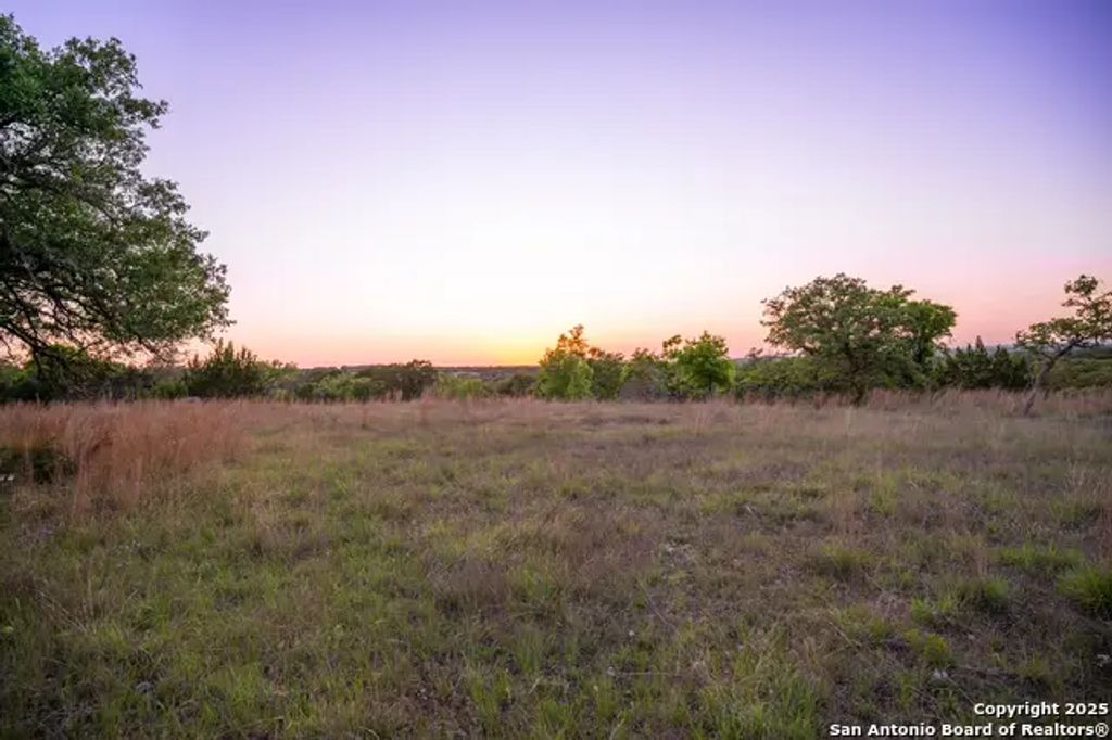 Lot 31 Shady Hollow, Blanco