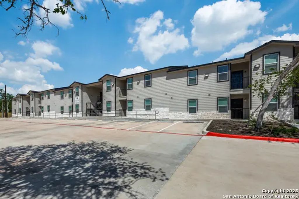 5415 Ingram Rd 1101, San Antonio