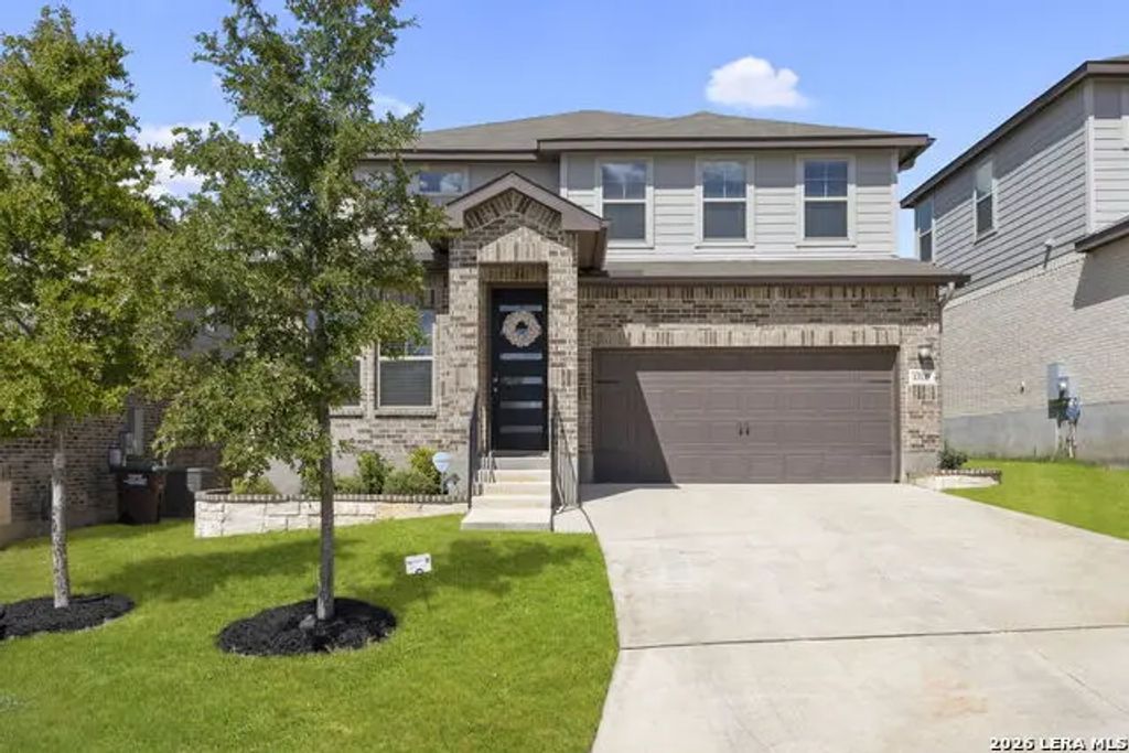 13135 Braxon Pass, San Antonio