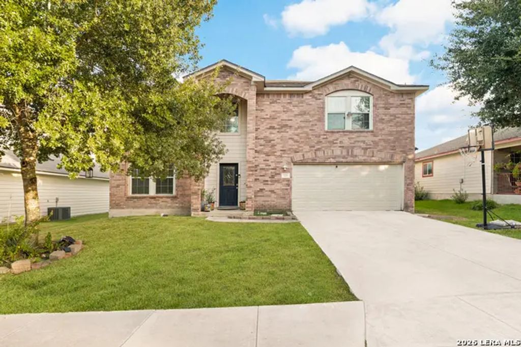 133 Hidden Cave, Cibolo