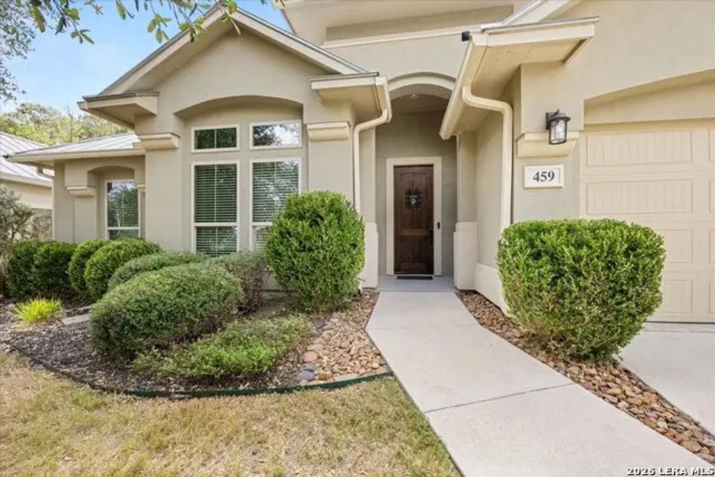 459 Knoll Springs, Boerne