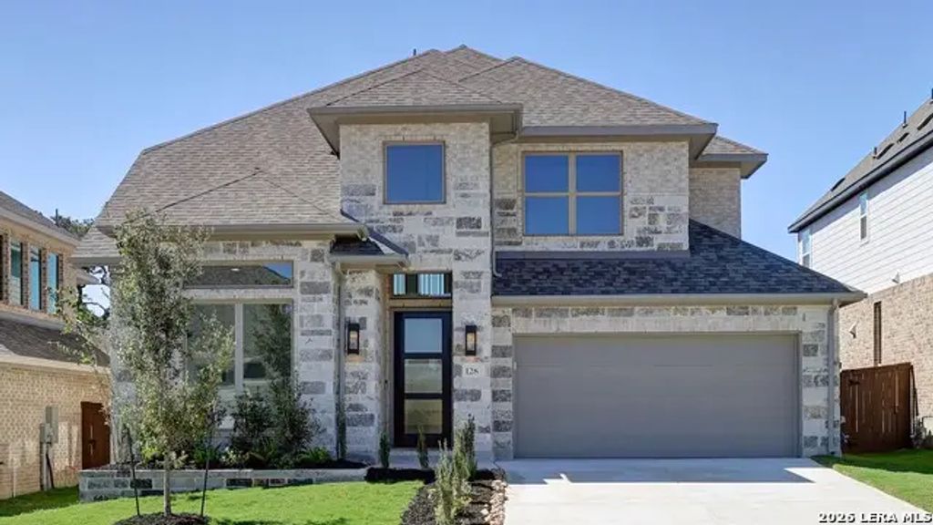 128 Brown Swiss Ridge, Boerne