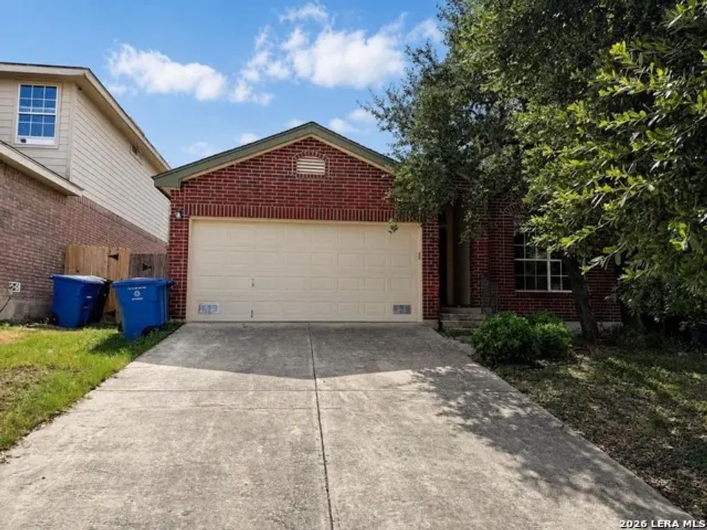 1310 Bobcat Pass, San Antonio