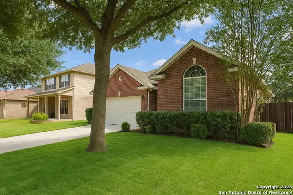 157 Crimson Tree, Cibolo