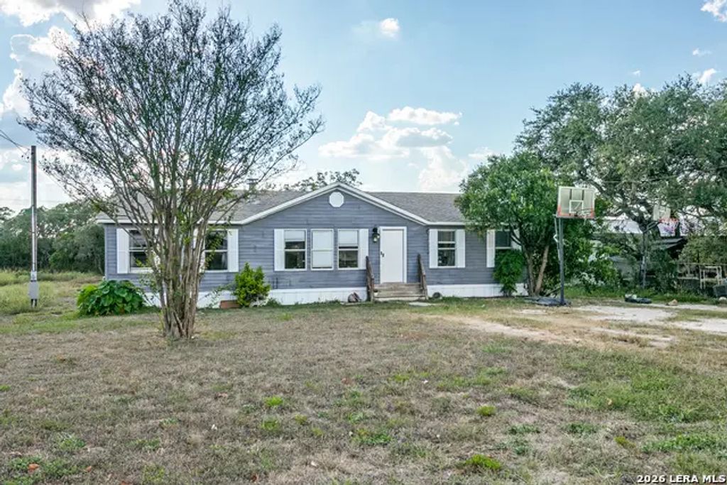 7020 Broken Arrow, Spring Branch