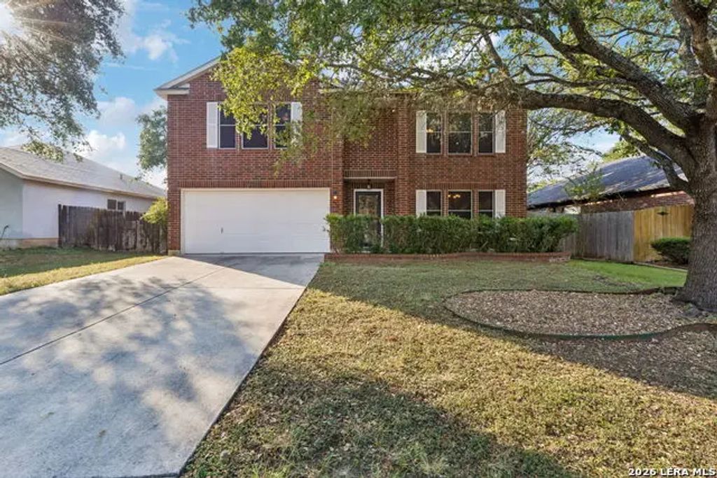 240 Samantha Dr, Schertz