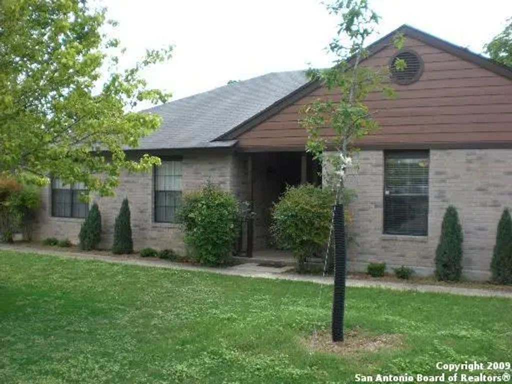 263 Lohmann St, Boerne