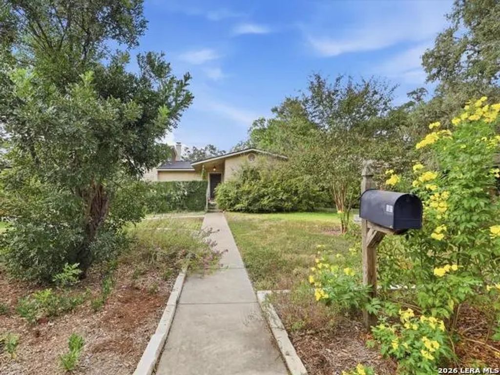 1102 Haltown Dr, San Antonio