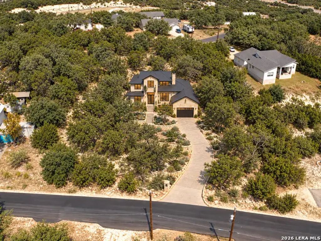 280 Scenic Hills Dr, Canyon Lake