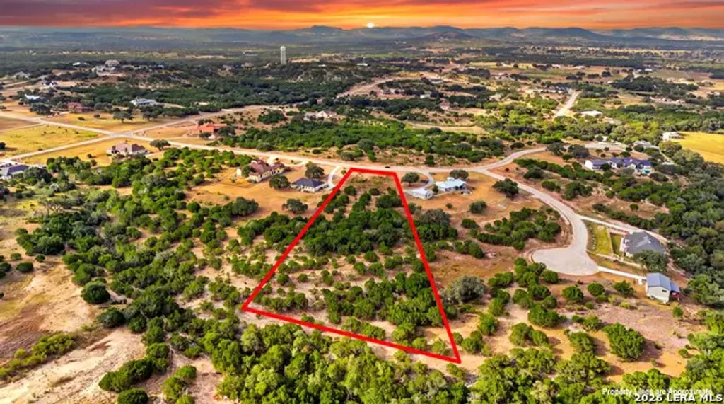 Lot 795 Pinto Cyn, Bandera