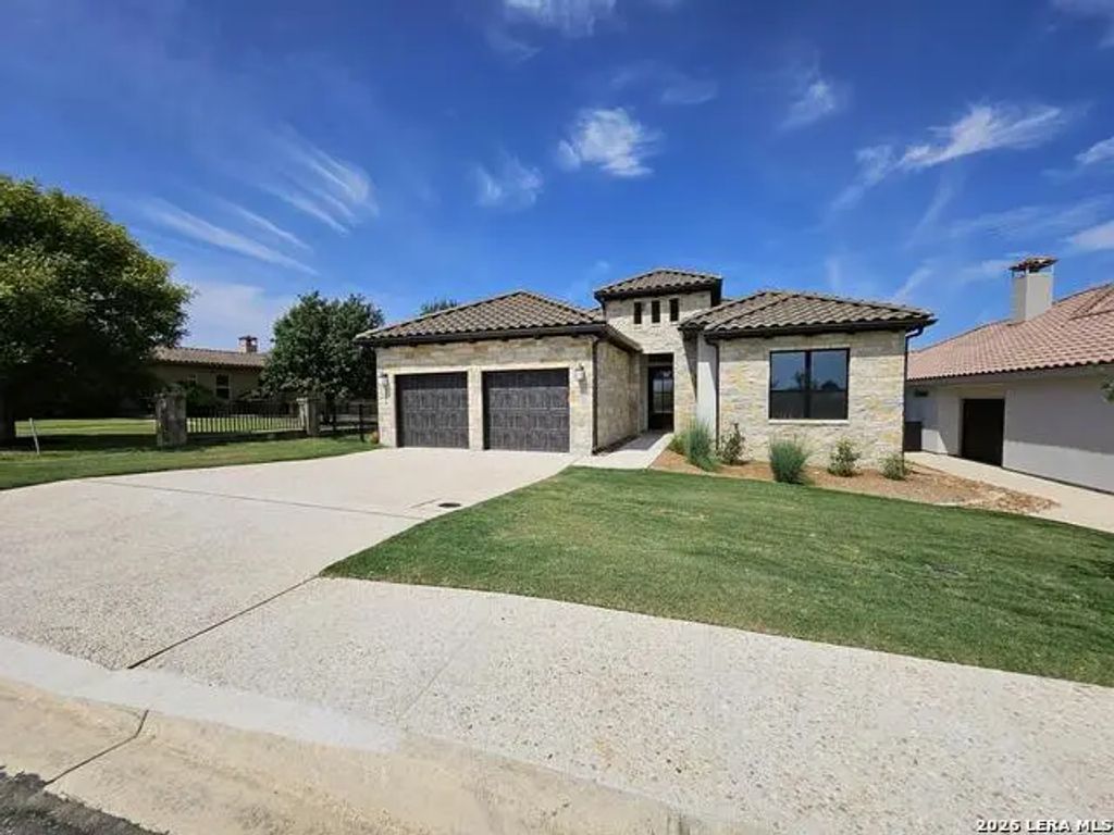 2044 Toscano Way, Kerrville