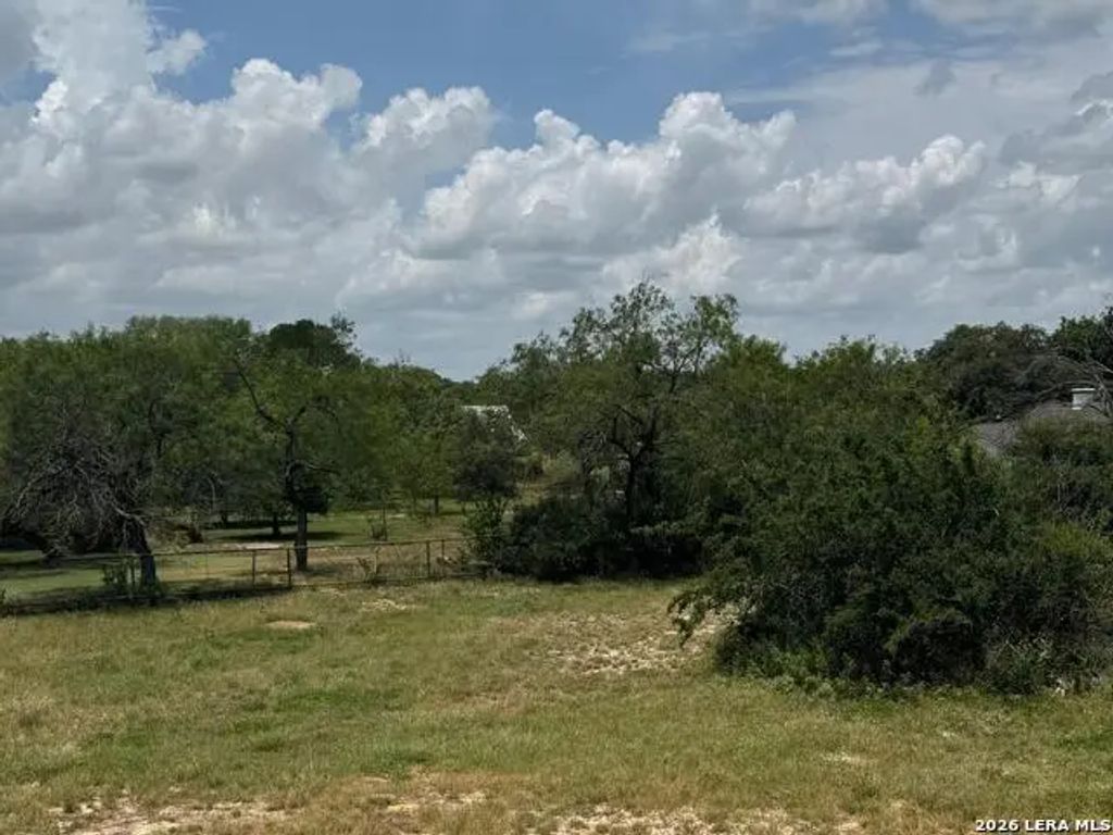 290 & 296 Strasbourg St, Castroville