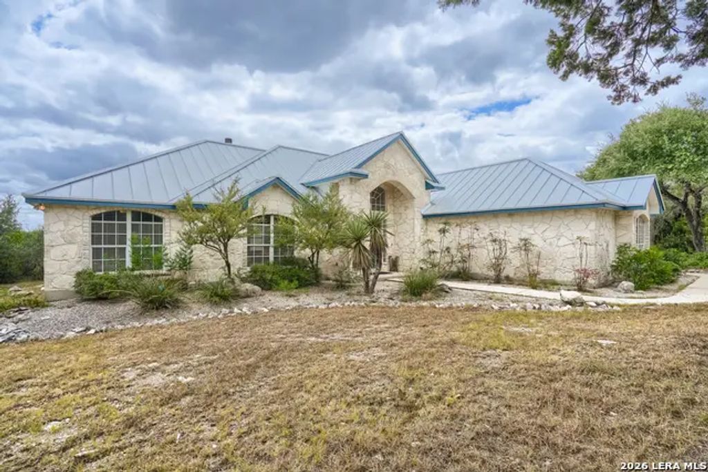 13950 Walnut Cyn, Helotes
