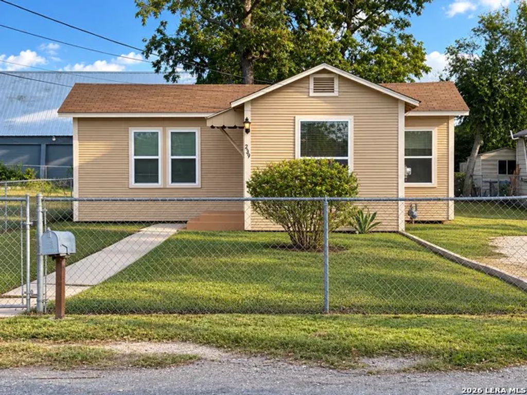 239 Apperson Ave, San Antonio