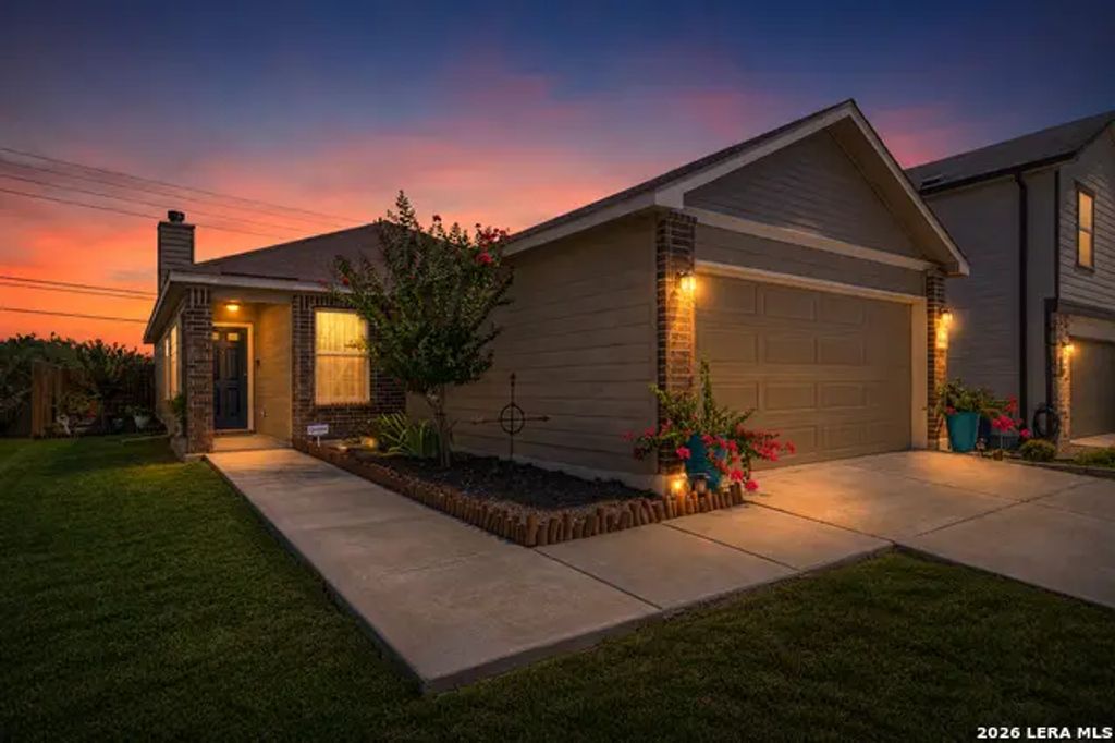 4448 Klein Mdws, New Braunfels