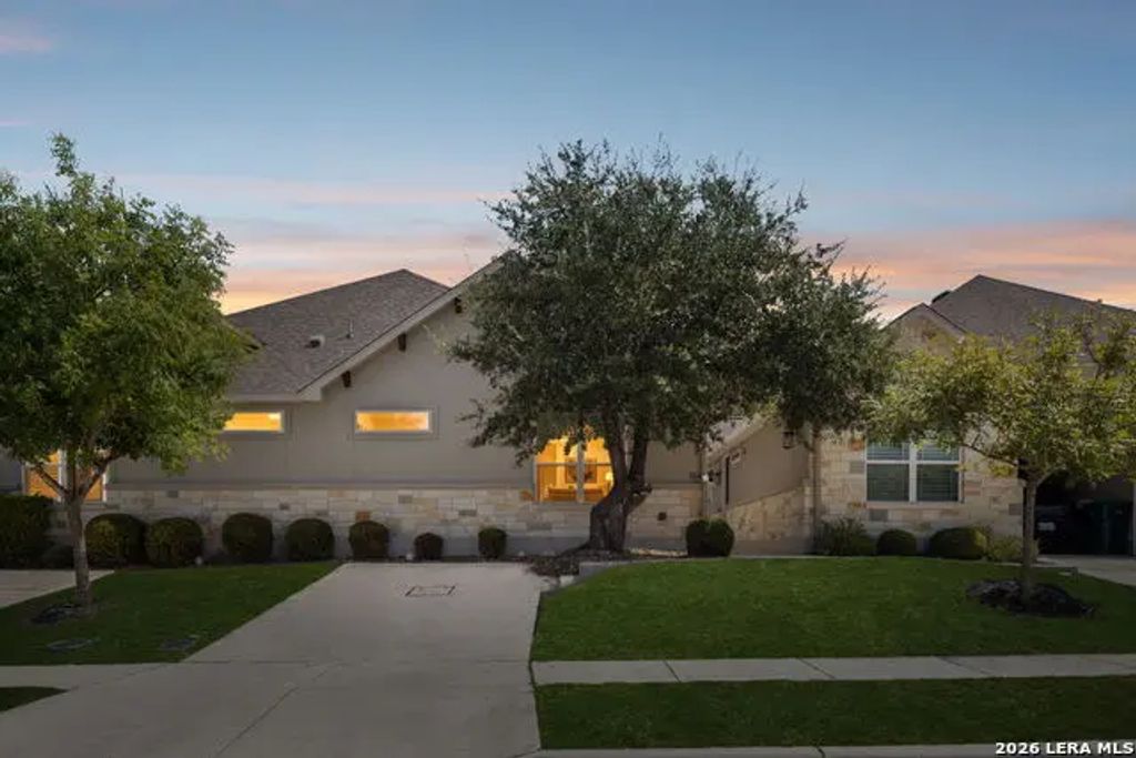 154 Magnolia Cir, Boerne