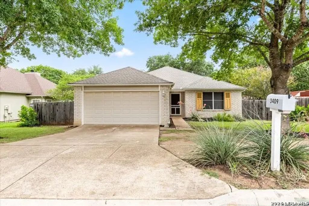 3409 Columbia Dr, Cibolo