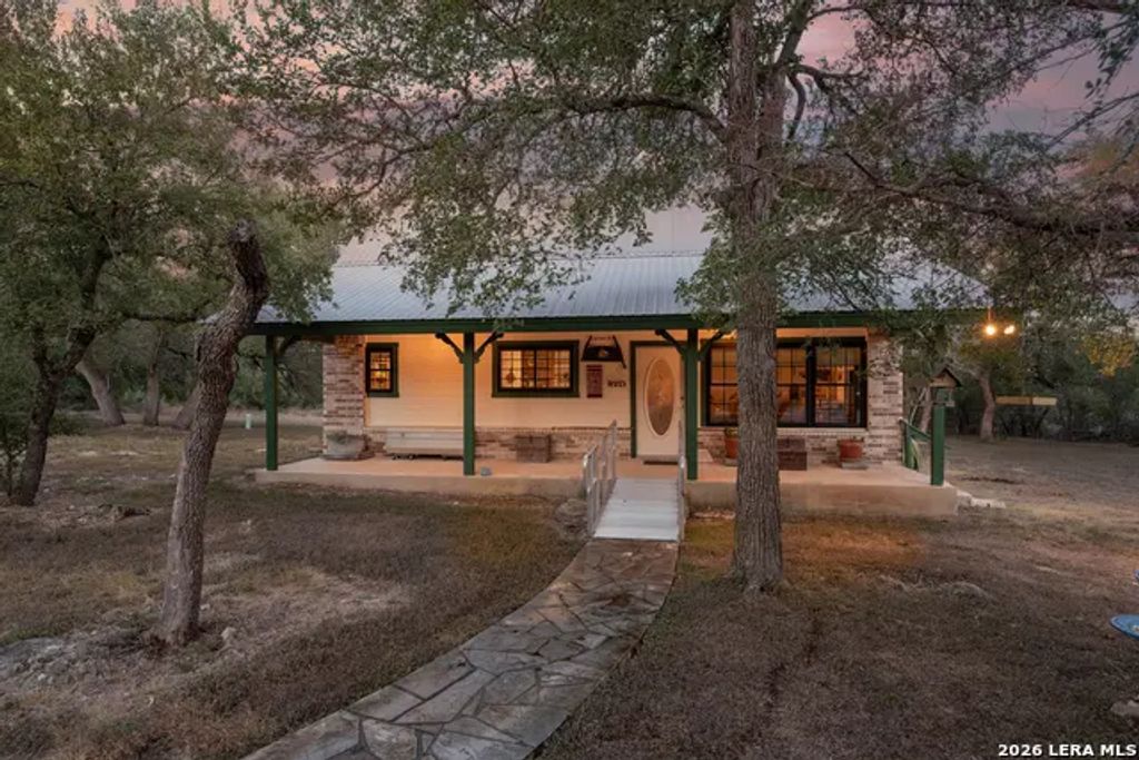 3900 Purgatory Rd, New Braunfels