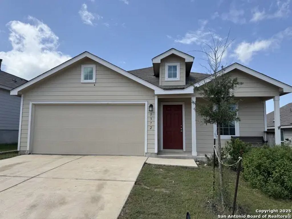 5372 Fair Moon, Bulverde