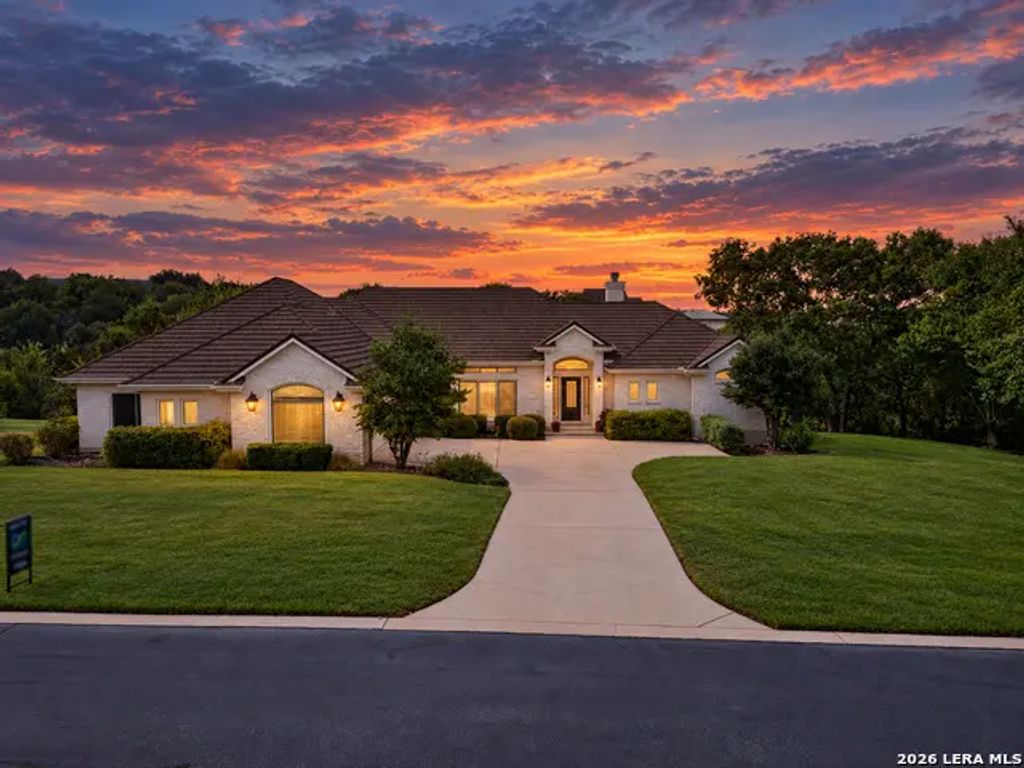 209 Overlook Ct, Georgetown