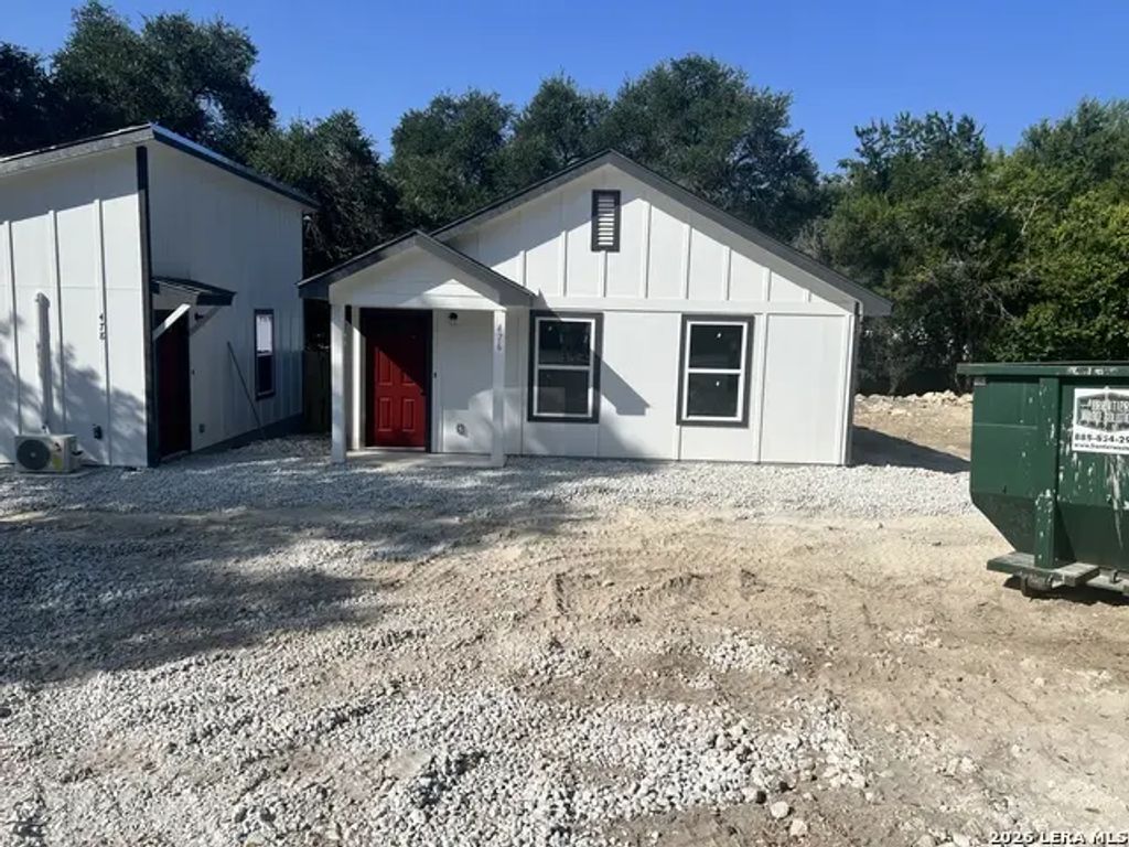 476 Valley View St, Canyon Lake