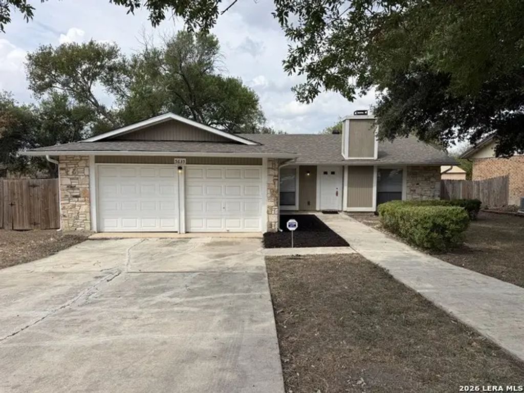 5635 Fountainwood, San Antonio