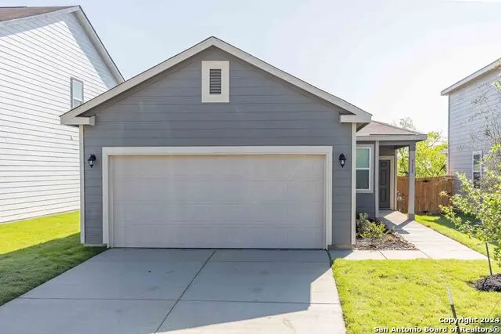 5318 Tourmaline Loop, San Antonio
