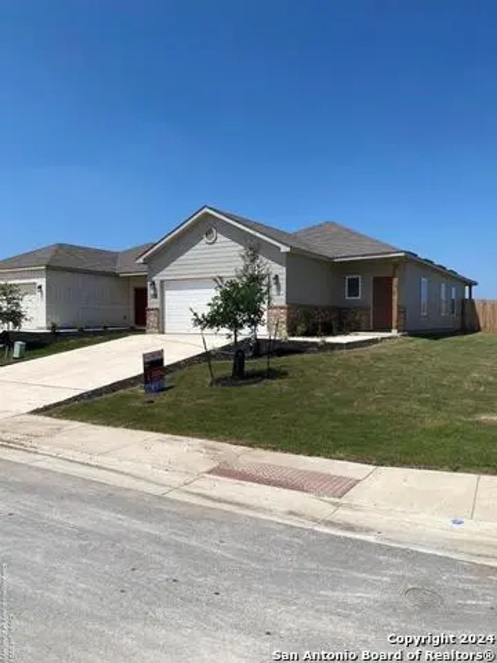 1235 Whitneyway Ln, New Braunfels
