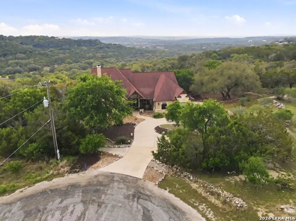 162 Alondra Lane, Spring Branch