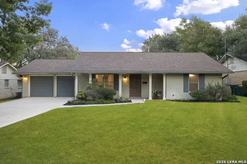 121 Kenwood Ave, Boerne