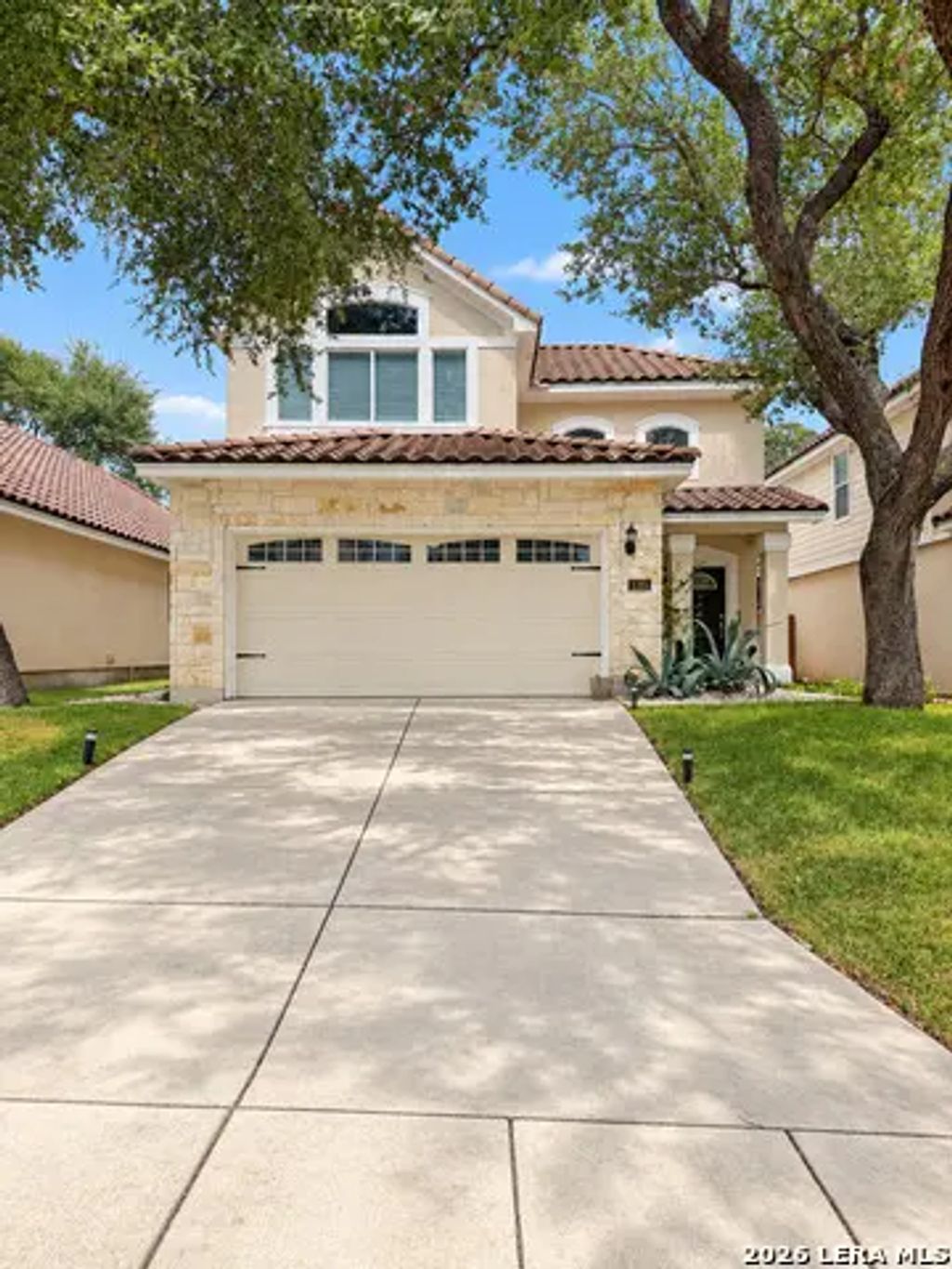 1355 Pinnacle Falls, San Antonio